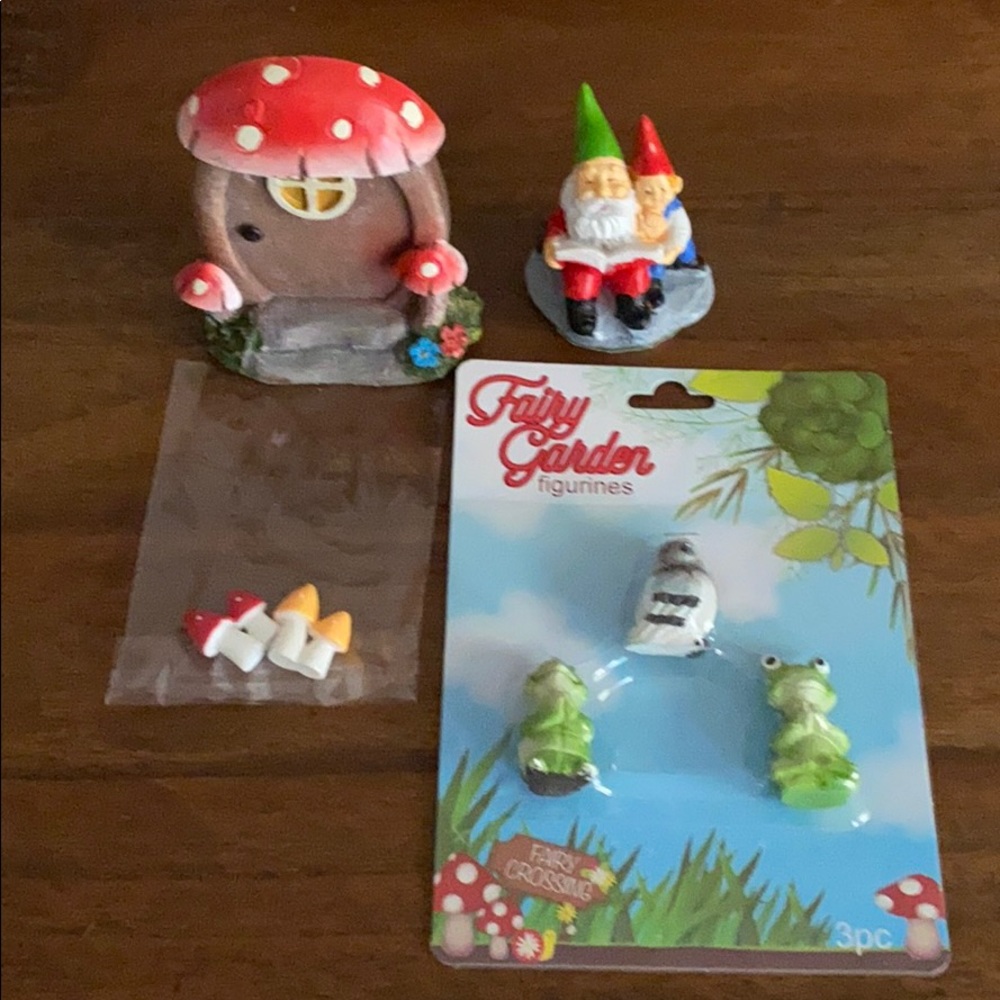 Fairy Garden Door, Gnomes, Critters & 🍄